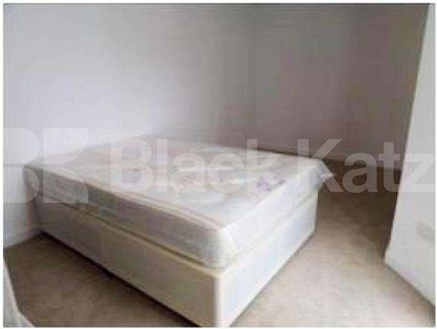 			NEW INSTRUCTION, 1 Bedroom, 1 bath, 1 reception Apartment			 Tolworth Close, Surbiton 